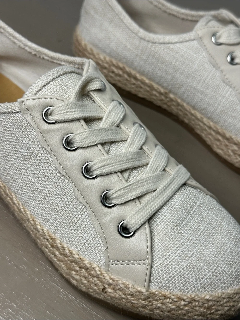 Tommy Bahama Gala Linen Espadrille Sneakers Beige Size 7M